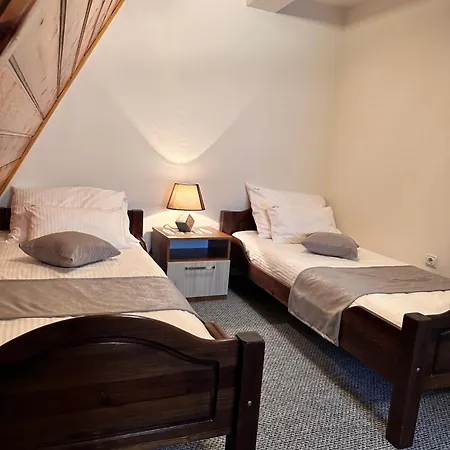 Pansion Zlatna Zita 자호리나